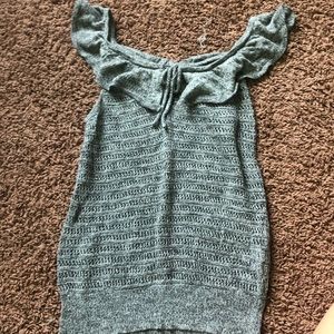 American Eagle gray top